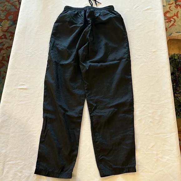 Vintage Lavon Sport women’s nylon track pants joggers medium excellent condition - Picture 4 of 4